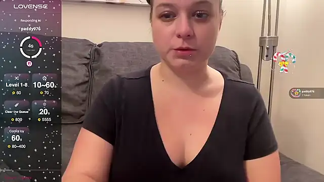 NaughtyWifeUK online show from 16, 11, 2025