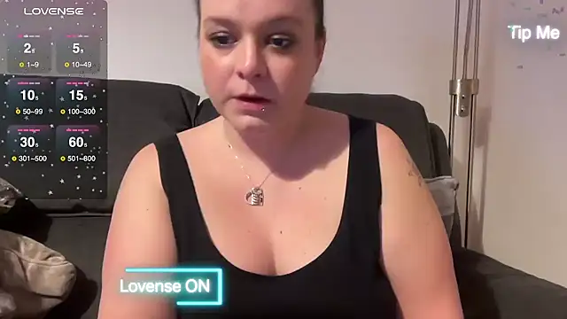 NaughtyWifeUK online show from 7, 12, 2024