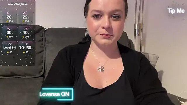 NaughtyWifeUK online show from 6, 12, 2024