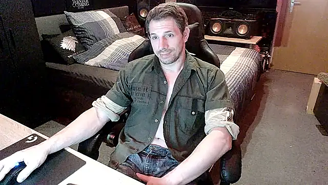 Snapshot of dreamwallker21 chatting on 12, 6, 2026 dreamwallker21 online show from 12, 6, 2026