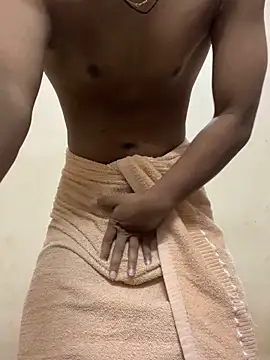 Snapshot of Shona5768 chatting on 19, 12, 2025 Shona5768 online show from 19, 12, 2025