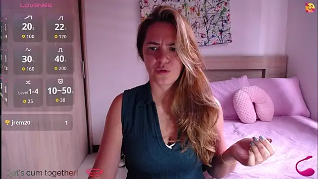 ParisW online show from 8, 9, 2025