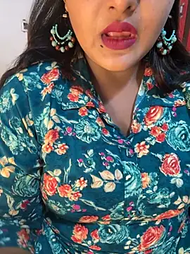 Ayesha mahi online show from 4, 10, 2025