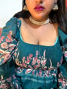 Ayesha mahi online show from 20, 10, 2025