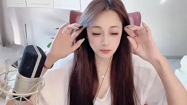 Daisy-77 online show from 29, 9, 2025