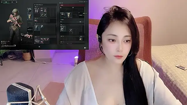 Daisy-77 online show from 13, 4, 2026