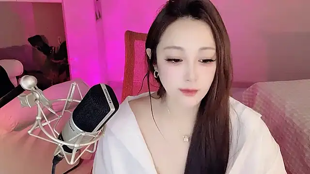 Daisy-77 online show from 19, 10, 2025