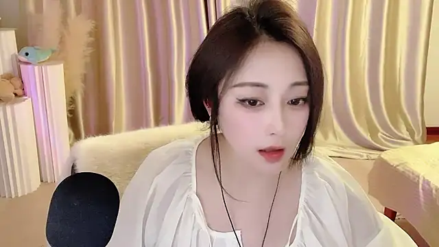 Daisy-77 online show from 20, 3, 2025