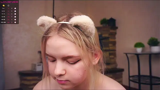 ZaraCreedon online show from 21, 3, 2025