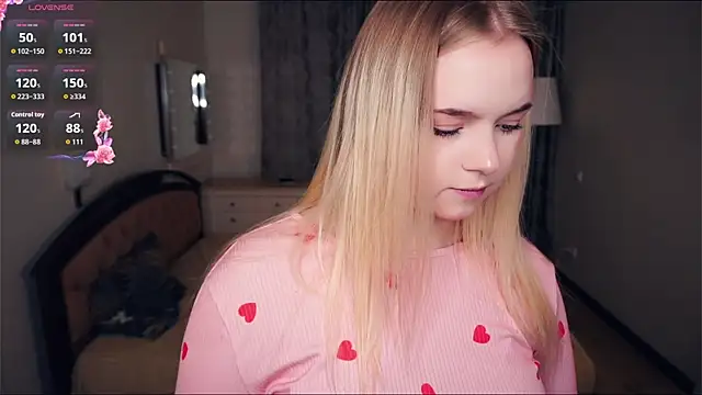 ZaraCreedon online show from 19, 9, 2025