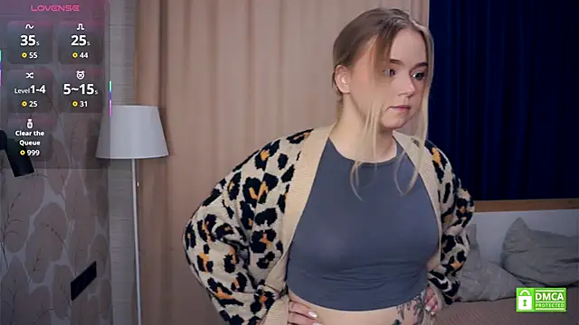 ZaraCreedon online show from 30, 10, 2025