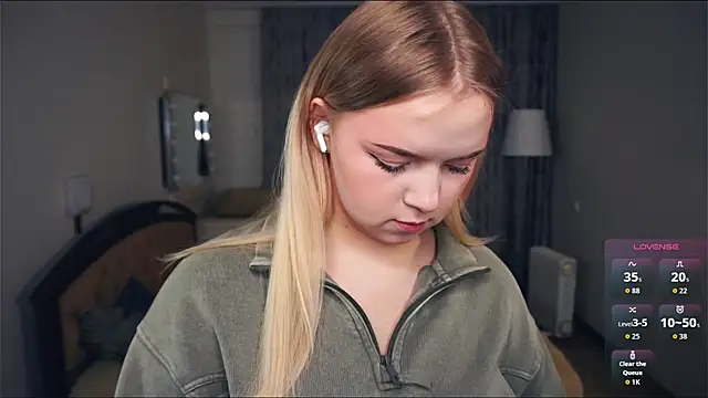 ZaraCreedon online show from 17, 10, 2025