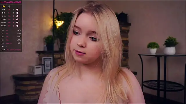 ZaraCreedon online show from 11, 3, 2025