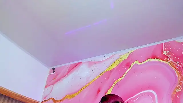 Daisy  rose online show from 13, 1, 2026