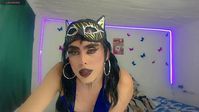 Perla Hotcortes online show from 16, 5, 2026