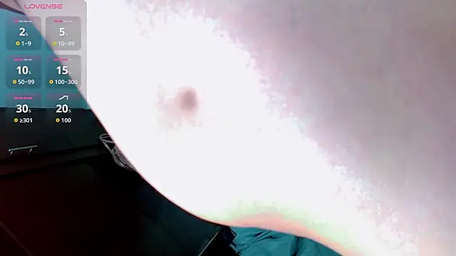 Perla Hotcortes online show from 23, 9, 2025