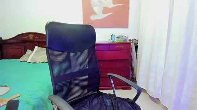 misstresbigcockts online show from 5, 2, 2026