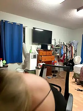 Snapshot of Hotslut187 chatting on 17, 1, 2026 Hotslut187 online show from 17, 1, 2026