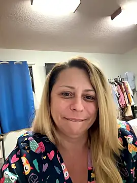 Hotslut187 online show from 11, 1, 2026