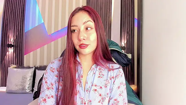 emily layton online show from 18, 11, 2025