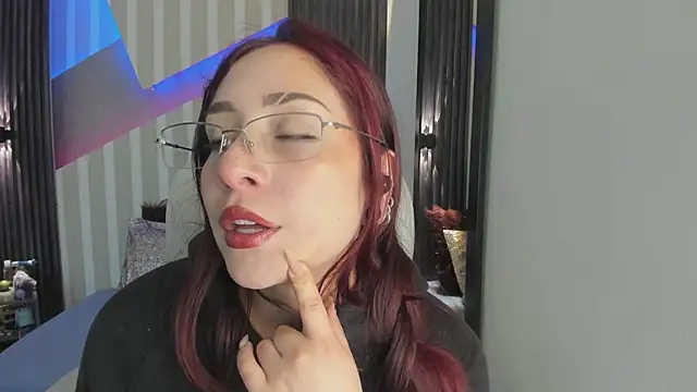 emily layton online show from 17, 12, 2025