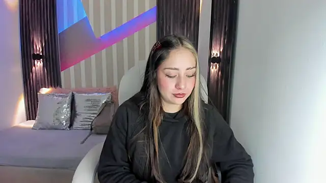 emily layton online show from 16, 10, 2025