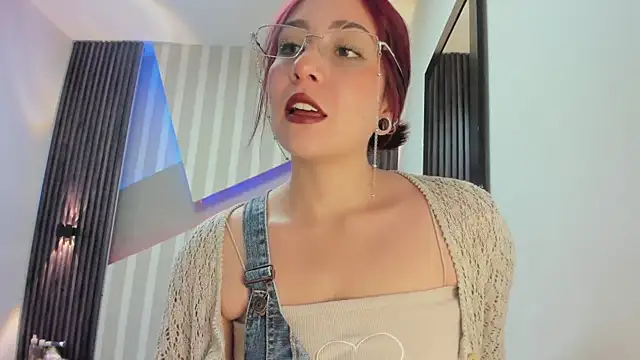 emily layton online show from 13, 12, 2025