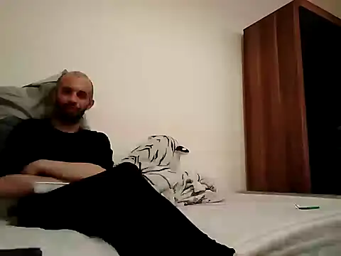 Yasha3465 online show from 6, 12, 2024