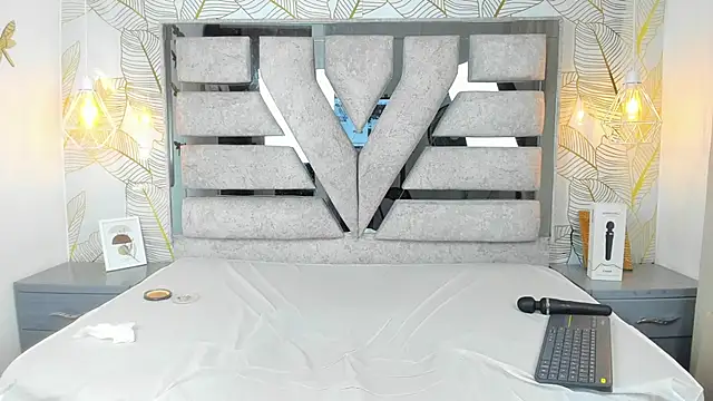 Alison Chan  online show from 23, 2, 2026