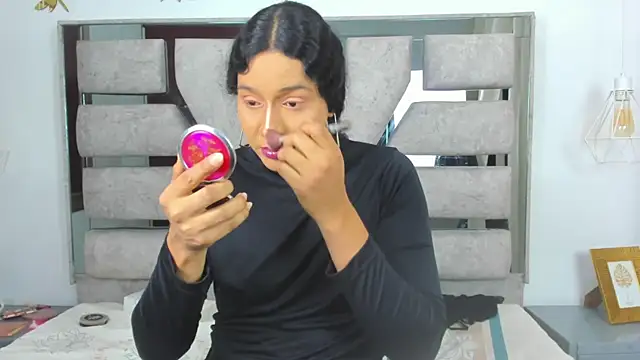 Alison Chan  online show from 1, 12, 2025