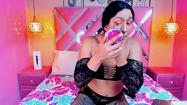 Alison Chan  online show from 24, 9, 2025