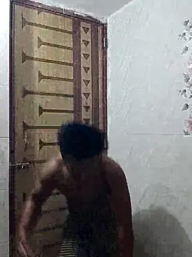 Snapshot of HunkyAriyan chatting on 25, 2, 2025 HunkyAriyan online show from 25, 2, 2025