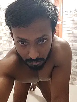 Snapshot of HunkyAriyan chatting on 18, 9, 2025 HunkyAriyan online show from 18, 9, 2025