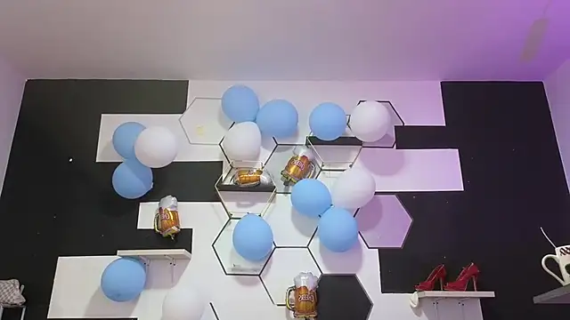 alondrabigtits online show from 6, 10, 2025