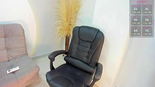 Ada Monroe10 online show from 22, 10, 2025