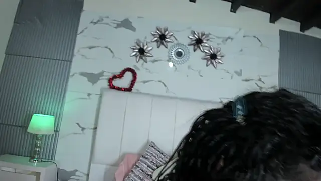 RileySkye online show from 21, 2, 2025