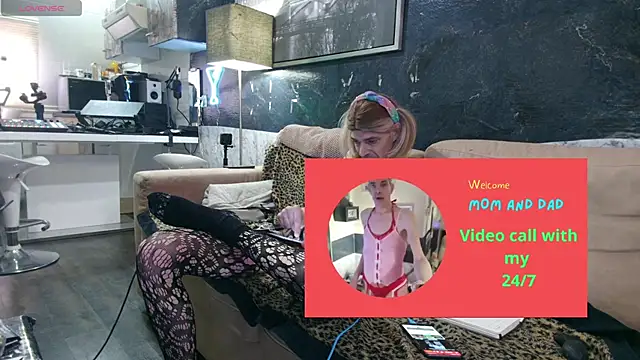 Doggyray44 online show from 22, 1, 2025