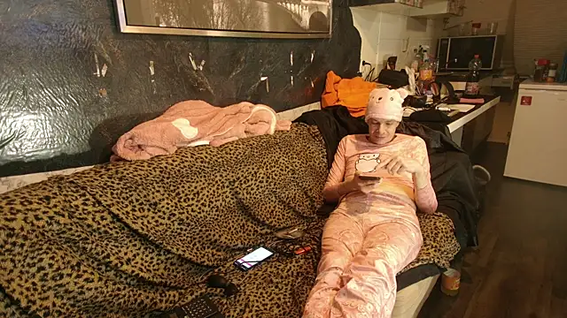 Doggyray44 online show from 9, 1, 2026