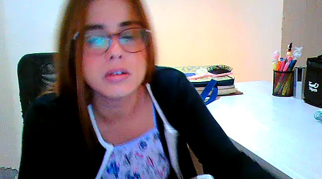 Snapshot of maliamiller chatting on 22, 3, 2025 maliamiller online show from 22, 3, 2025