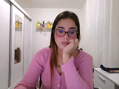 maliamiller online show from 24, 5, 2026