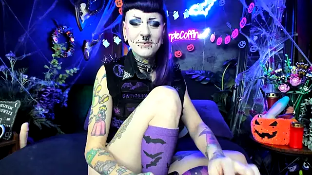 Purple Coffin666 online show from 5, 11, 2025