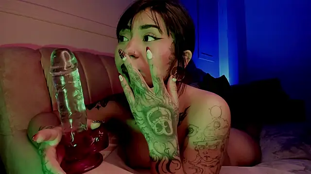 Evangeline bell online show from 18, 2, 2025