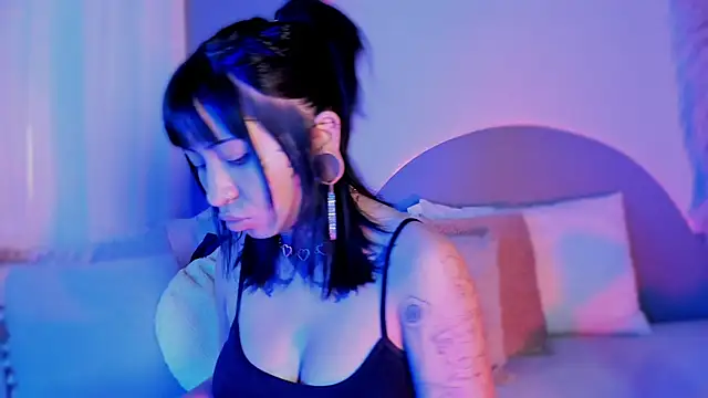 Evangeline bell online show from 15, 9, 2025