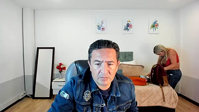 Snapshot of Sam_and_molly_ chatting on 25, 1, 2025 Sam and molly online show from 25, 1, 2025