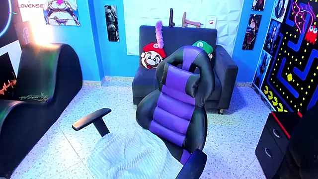 FelinaJohnson online show from 12, 3, 2025