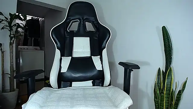 diamond black00 online show from 18, 3, 2025