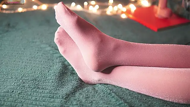 Yourlittledemon online show from 9, 12, 2024