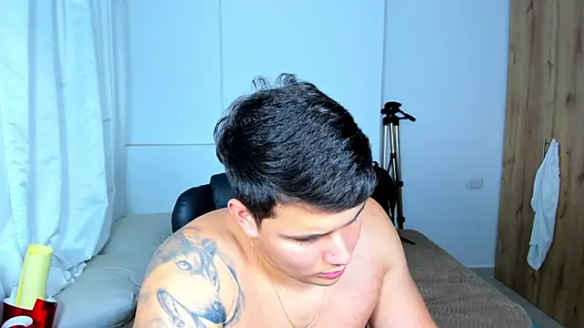 Snapshot of jhonstark09 chatting on 16, 3, 2025 jhonstark09 online show from 16, 3, 2025