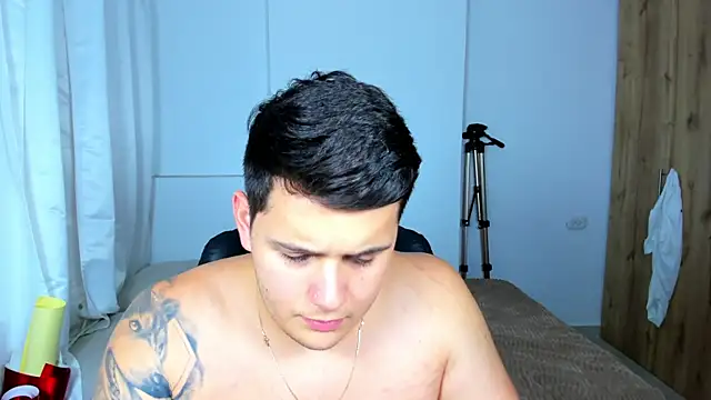 Snapshot of jhonstark09 chatting on 12, 3, 2025 jhonstark09 online show from 12, 3, 2025