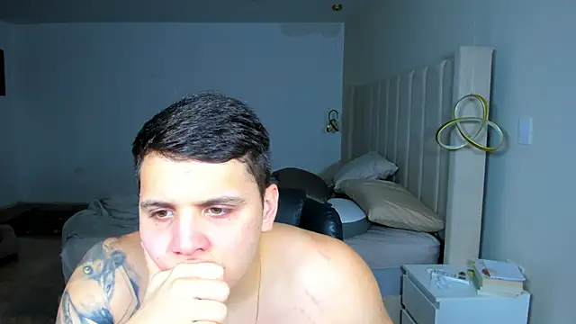 Snapshot of jhonstark09 chatting on 8, 9, 2025 jhonstark09 online show from 8, 9, 2025